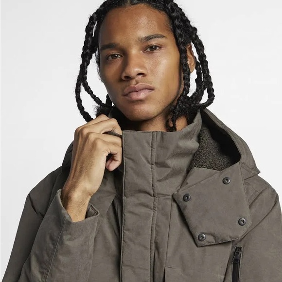 Nike sportswear’s tech pack down fill hooded parka jacket - Picture 7 of 11